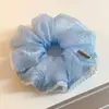 Scrunchie de Renda Off-White Delicado com um Toque de Fada, Macio e Juvenil para Rabos de Cavalo Baixos e Coques