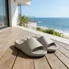 Nuevas Zapatillas de Casa de Verano para Pareja, Suela Suave de EVA, Antideslizantes, Suaves y Cómodas para Bañarse, Zapatillas Gruesas para Hombre
