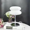 Venda direta do fabricante: luminária de mesa pequena para desktop transfronteiriça, luminária de mesa decorativa para quarto, luminária de noturna vintage minimalista pós-moderna Bauhaus