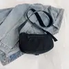 Bolsa de Tela Oxford para Mujer Gran Capacidad 2023 Nuevo Alto Sentido Diseño de Nicho Bolso Cruzado de Banda Ancha Bolso Almohada Explosivo