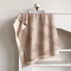 Cachecol echarpe jacquard listrado geométrico estilo nórdico, cashmere sintético, dupla face, espessado para outono e inverno, criando um visual estiloso e atmosférico