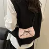 Bolsa de Ombro Cruzado Simples Tendência Nicho Laço Sob o Braço Nova Doce Moda Casual Coreana de Ombro Único