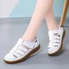 Nuevos zapatos de cueva de verano para mujer, sandalias ultraligeras planas informales para madre, zapatos de playa huecos para enfermeras de mediana edad y mayores, 42