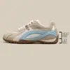 Tênis de Treino Alemão Cor Prata com Aumento Interno de Altura para Mulheres, Sapatos de Corrida com Sola Grossa de Couro Genuíno Primavera 2026, Tênis Esportivos Casuais Leves
