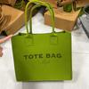 Bolso de Hombro de Fieltro de Gran Capacidad a la Moda, Bolso Tote de Fieltro, Bolso de Mano Portátil para Viajes Diarios, Bordado de Letras