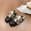 Zapatillas de entrenamiento alemanas de otoño de color bloque moderno para mujer 2026, zapatillas deportivas casual versátiles, zapatillas retro de moda con suela plana