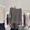 Nuevo Top de Punto de Manga Murciélago Asimétrico de Alto Gama Otoño/Invierno para Mujer Estilo Coreano Holgado Relajado Calado Suéter Top