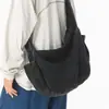 Bolsa jeans para mulheres, novo modelo 2026, casual e estilosa, adequada para a faculdade e o trabalho, bolsa tote de grande capacidade, bolsa de ombro e transversal