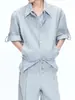 Cárdigan de punto a rayas estilo patchwork americano con diseño de dos piezas falsas, camisa de verano para hombre con un look de alta gama, elegante y versátil para ir al trabajo