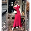 Outono Inverno 2026 Novo Vestido de Um Ombro Fora do Ombro de Manga Longa Emagrecedor Retro Elegante Saia Longa Francesa