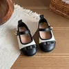 Zapatos Mary Jane de estilo francés para niñas, zapatos de cuero de suela blanda de nuevo estilo chino, nuevo modelo primavera y otoño 2026, zapatos de princesa para niñas pequeñas