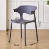 Banqueta Doméstica Forte e Durável Cadeira de Canto Encosto Mesa de Jantar Sala de Estar Alto Valor de Cor Popular na Internet Plástico Grosso Empilhável para Comer