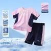 Conjunto Esportivo de Verão Lomi Rabbit Fino para Crianças 2026 Novo Conjunto Esportivo de Verão com Manga Curta e Shorts de Secagem Rápida para Meninos e Meninas