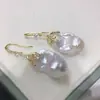 Aretes de Perlas de Agua Dulce Naturales con Exquisito y Sencillo Diseño de Hoja, Estilo Cola de Pez, Ganchos para Oreja de Perla Locke, Venta al por Mayor y Dropshipping