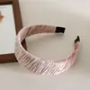 Faixa de Cabelo Francesa de Veludo Estilo Preguiçoso com Coroa Alta, Tecido Plissado Liso, Acessório de Cabelo Atmosférico para Mulheres