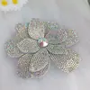 Broche de flor tridimensional com strass de alta qualidade, materiais DIY, acessórios decorativos de lantejoulas feitos à mão para superfícies de roupas, chapéus e sapatos