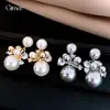 Brincos Geométricos de Pérola com Zircônia Estilo Palácio Banhados a Ouro 14K Real, Brincos de Luxo Leve de Alta Qualidade, Acessórios de Orelha Modernos e Requintados