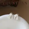 Brincos de tarracha em formato de folha com coração martelado fosco, elegantes, simples, versáteis, com um toque de luxo leve e alta qualidade, brincos com pino de prata 925 para mulheres