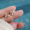 Aretes de Flor de Piedra Ojo de Gato, Clavillos de Pétalos Súper de Hada, Aretes Estilo Verano para Mujer, Temperamento Fresco y Dulce, Incrustados con Diamantes