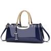 Bolso de Mano de Charol de Moda Europea y Americana 2025 Bolso de Hombro para Mujer Bolso de Boda Bolso de Novia Bolso de Banquete Venta al por Mayor en Guangzhou