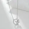 Nova Coleção Atacado Colar Feminino Aço Titânio Luxo Leve Temperamento Gargantilha Pérola Letra Pingente Vintage Moda Corrente Clavícula