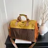 Bolsa de Viaje para Mujer, Bolsa de Gimnasio de Gran Capacidad para Hombre, Bolsa Deportiva con Separación de Seco y Húmedo, Bolsa de Equipaje Ligera y Portátil, Bolsa para Viajes de Corta Distancia