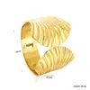 Pulseira Aberta Geométrica Clássica Vintage Estilo Europeu e Americano Banhada a Ouro 18K para Uso Diário em Camadas, Atacado de Pulseiras de Alta Qualidade