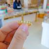 Anillo tejido de oro amarillo antiguo Anillo de esmalte verde con incrustaciones de seda Ruyi para mujer Estilo chino Lujo ligero que combina con todo