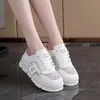 CY-711 Sapatos Meio Abertos com Solado Grosso Aumentadores de Altura Verão 2026 Novo Estilo Coreano ins Tênis de Board Versátil Esportivo Casual Feminino Estilo de Rua