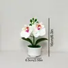 Flor Artificial Fresca Estilo Nuevo Orquídea Phalaenopsis Planta en Maceta con 2 Flores en una Maceta de Tres Patas para Decoración de Jardín y Repisa de Ventana, Bonsái de Flor Artificial para el Hogar