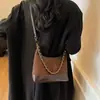 Bolso de Mano de Nicho Nuevo Otoño e Invierno 2025 Bolso Tote de Cadena de Alta Gama de Gran Capacidad a la Moda para el Trabajo Bolso de Mujer