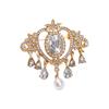 Broche de pérola de moda nacional de estilo palácio retrô europeu e americano transfronteiriço exagerado super flash zircão pingente de cristal borla corpete