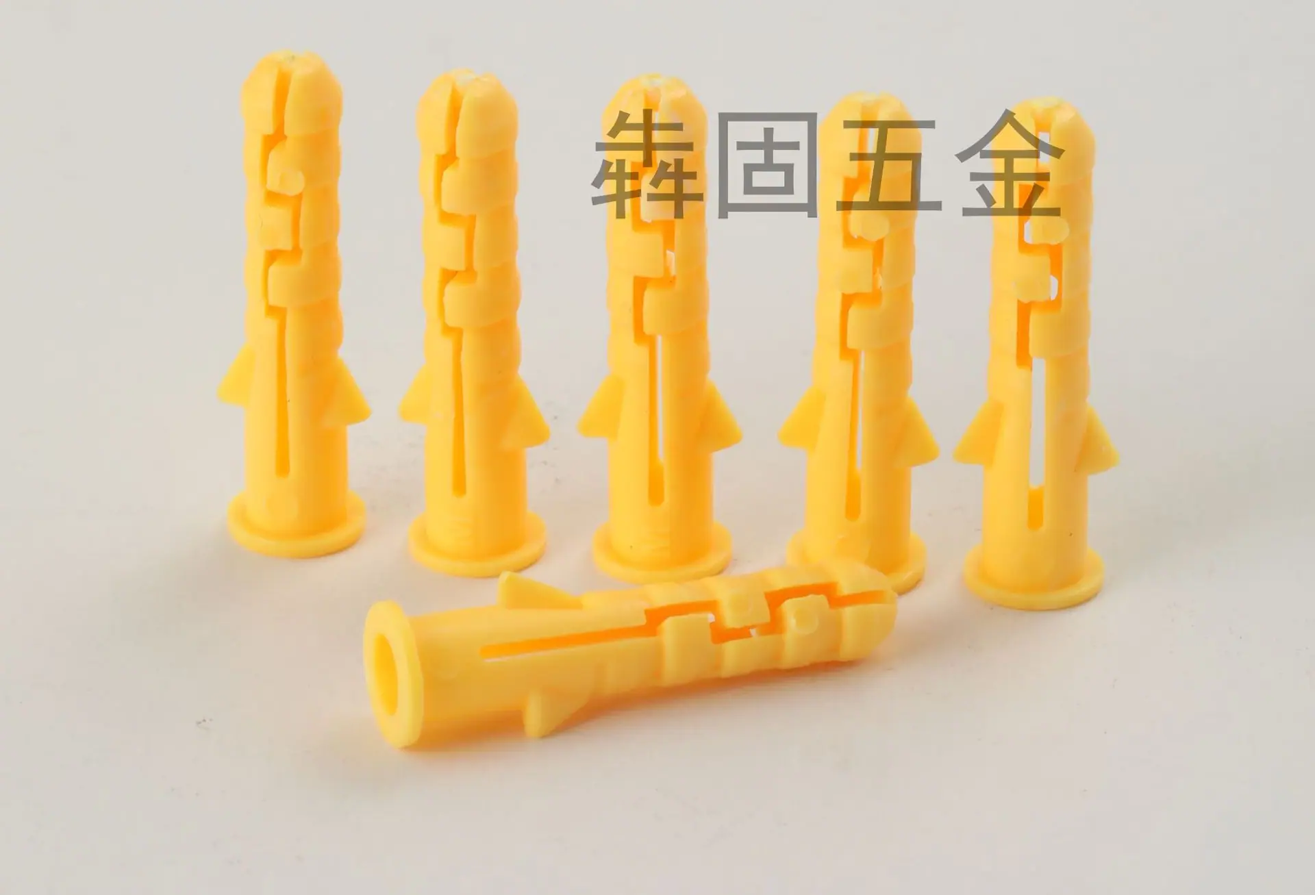小黄鱼膨胀管黄色胶塞膨胀管白色膨胀管17