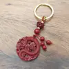 Colgante Llavero de Cinabrio de Alto Contenido Loto de Cinabrio Pixiu Llavero Arena Dorada Morada Colgante para Cadena de Bolso de Teléfono Móvil de Buena Suerte