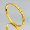 Pulsera de oro brillante con incrustaciones de diamantes en forma de diamante, nueva pulsera simple de acero de titanio para mujer, joyería clásica cuando es transfronteriza