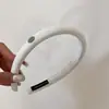 Diadema Retro de Satín Linda para Mujer con un Toque de Lujo, Diadema y Pinza para el Cabello de Moda Populares Este Año