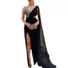 Vestido de noche sexy con escote en V profundo y abertura en la parte delantera, de malla doble con lentejuelas y hombros descubiertos, para banquetes transfronterizos de Europa y América.