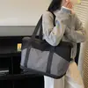 Bolsa de viaje casual de gran capacidad, ligera y versátil, adecuada para viajes cortos y viajes de negocios, se puede llevar al hombro o cruzada, también adecuada para deportes y fitness
