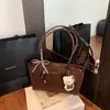 Bolsa Tote Nova Moda de Aparência Sofisticada, Grande Capacidade, Versátil para Uso Externo e no Dia a Dia, Bolsa de Ombro ou Axila Estilosa com Estampa de Leopardo