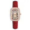 Relógio de Pulso Feminino Quartz Oval Cravejado de Cristais de Luxo, Pulseira de Couro Preta Ouro Rosa Bling para Vestir