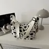 Bolsa de Hombro Tote Casual Simple de Gran Capacidad, Moda, Estilo Nuevo Primavera 2026, Estampado de Vaca