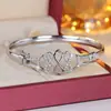 Pulsera de Cierre con Zirconia de Nudo Infinito Eterno, Diseño Entrelazado Doble 8, Regalo de Moda de Lujo Ligero de Alta Gama para Novia o Mejor Amiga