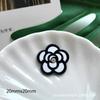 Acessórios acrílicos preto e branco de luxo leve estilo Chanel acessórios de laço de flor adoráveis acessórios de decoração de material feito à mão