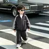 Conjunto de outono para meninos, cardigã com zíper e estampa de leopardo estiloso e legal, conjunto casual esportivo de duas peças para outono para meninos