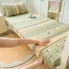 Juego de tres piezas de sábana de gasa de doble capa para dormir desnudo, estampado de dibujos animados, protector de cubierta de cama individual/doble para dormitorio, cubierta de colchón Simmons