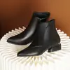 Comércio Exterior Moda Plus Size Botas Femininas 2026 Outono/Inverno Novo Estilo Botas Estilo Britânico Bico Fino Salto Bloco Zíper Transfronteiriça Botas de Cano Curto