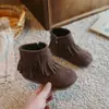 Dr. Menina. Botas Martens 2026 Outono Nova Moda Solado Macio Botas Retro com Franjas Infantis Botas Curtas Botas Birkenstock