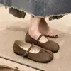 Zapatos planos de mujer estilo francés 2026 nuevo modelo para primavera y otoño, zapatos versátiles de suela blanda con pedrería, punta redonda, corte bajo, producto nuevo