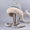 Nueva gorra de bola de felpa gruesa y cálida para otoño e invierno para mujer, gorra de punto de color coreano a la moda con protección para las orejas, gorra Lei Feng