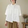 Foto Real de una Camisa de Algodón de Manga Corta Holgada Adelgazante Inspirada en Diseño de Comercio Exterior, Top Irregular Casual Talla Extra, Moderno